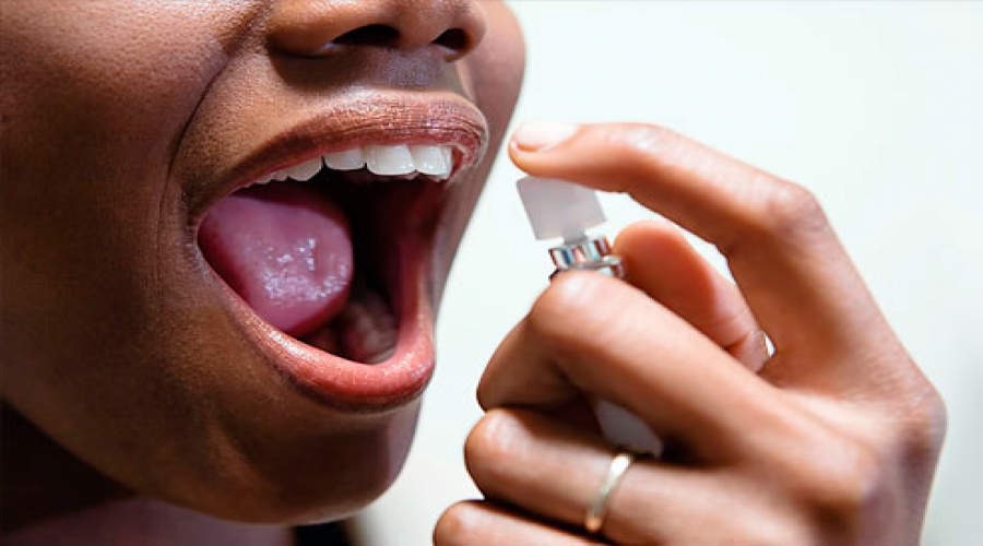 11 astuces pour (toujours) avoir une bonne haleine !